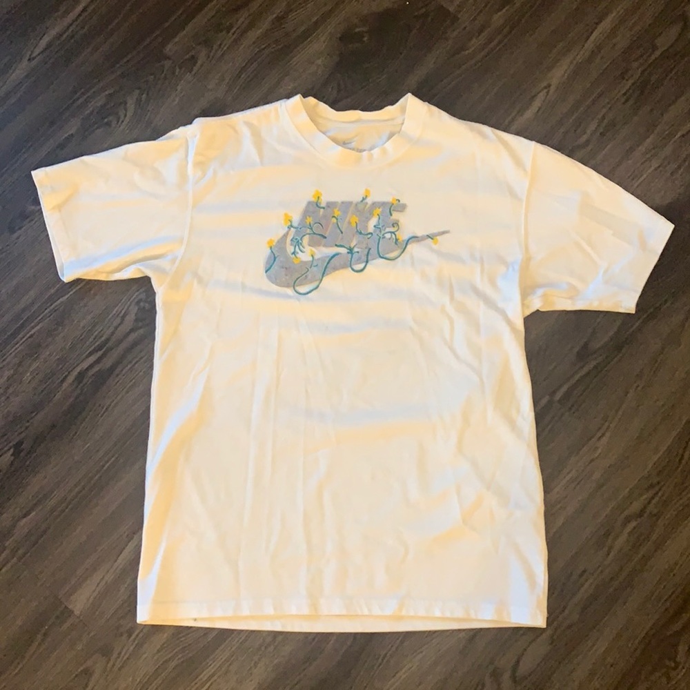 Nike T shirt （man size of S）